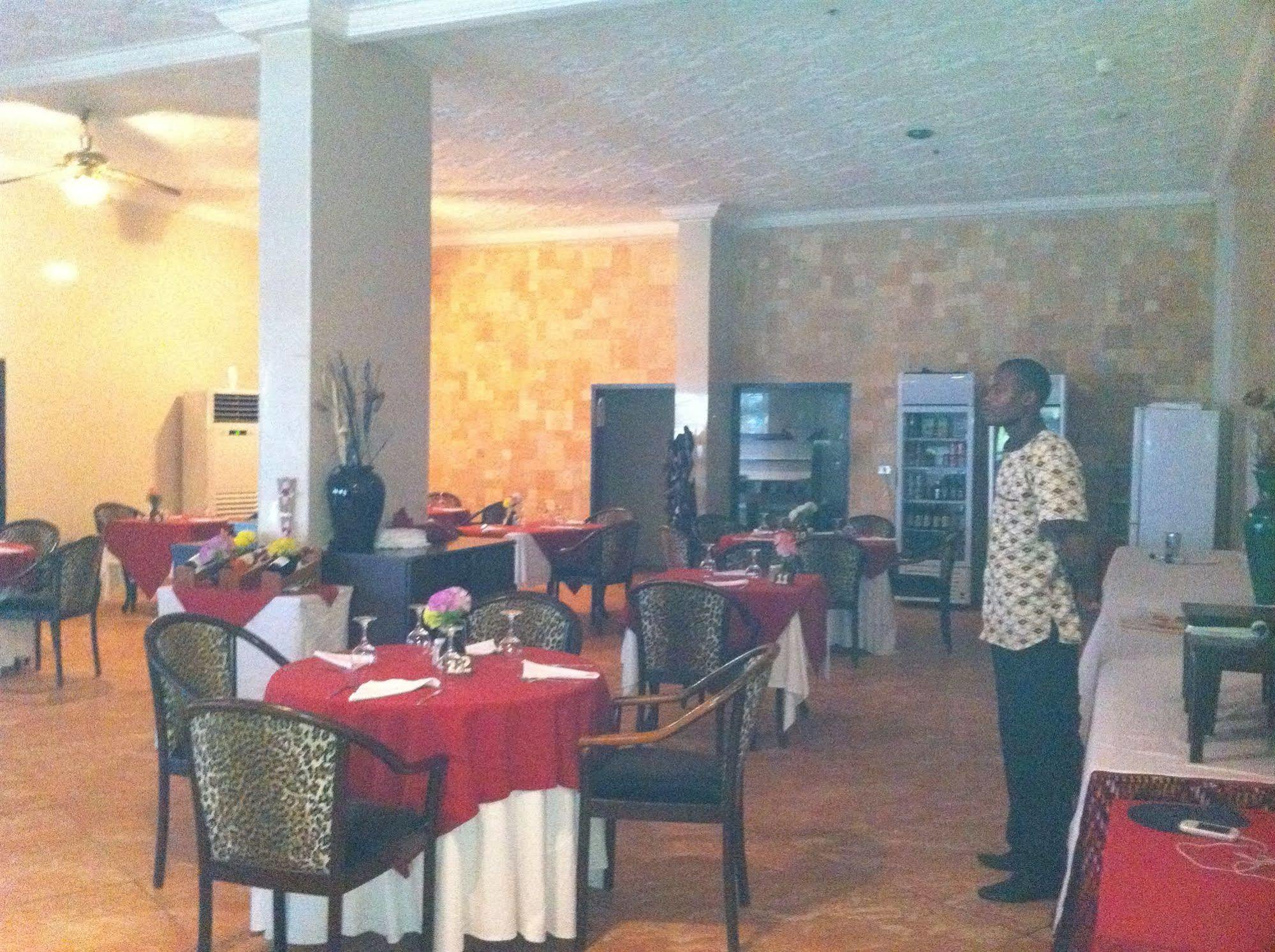 Mariador Palace Conakry Ngoại thất bức ảnh